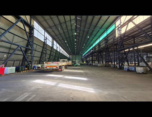 22,000M² FACTORY FOR SALE IN ANDERBOLT